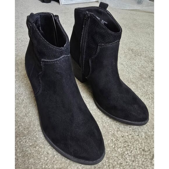 Black faux Suede Booties Size 8.5 - Like new - Picture 11 of 14